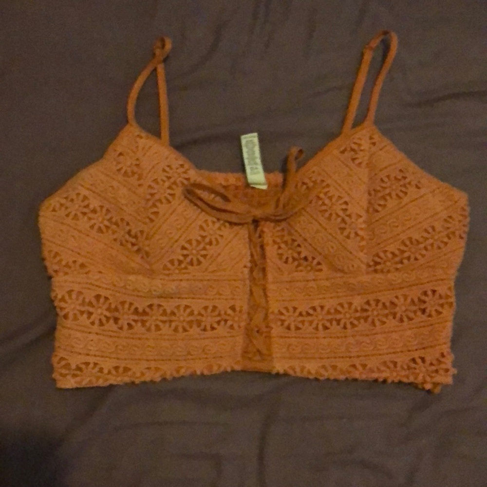 crop top
